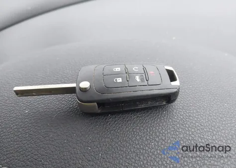 2015 Chevrolet Malibu 3Lt из США, поврежденный, VIN 1G11E5SX4FF159552